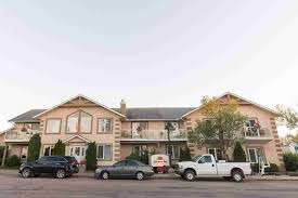 Lakeshore is your ideal spot on lewis smith lake with beautiful lakefront views, excellent cuisine and a full service marina with dry storage year round! Cold Lake Alberta Bed And Breakfast Lakeshore Inn