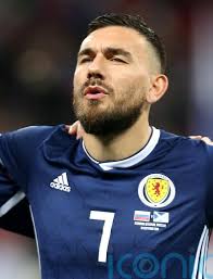 Robert Snodgrass announces retirement after 'living his dream for 20 years' 