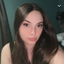 Katie Lapine's Instagram, Twitter & Facebook