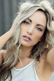 SARIE Voorbladgesig: Hier's ons Top-40