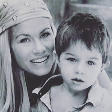 Lynn Miller (@lynnmillerpsychic) • Instagram photos and videos