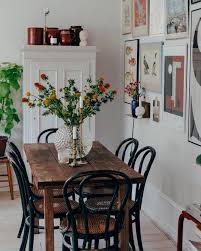 L Image Contient Peut Etre Table Plante Et Interieur Table A Manger De Ferme Deco Salle A Manger Deco Maison
