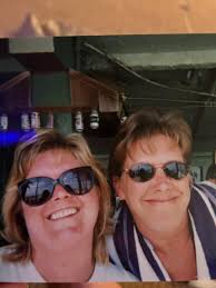 Courtney Sanford died in a car crash while posting one last update