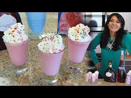 Birthday Cake Jello Shots Tipsy Bartender Strawberry Birthday Cake Shots Tipsy Bartender Youtube This Is How I Want My Birthday Cake Serve Cake Shots Birthday Cake Shots Strawberry Birthday Cake
