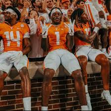 Lenard Hill (@Lenardhill11)