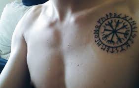 Top 63 Small Simple Tattoos For Men 2020 Inspiration Guide Simple Shoulder Tattoo Tattoos For Guys Cool Small Tattoos