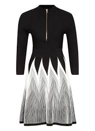 Vykládá se jako „ušlechtilá, vznešená bytost. Strickkleid Adela Mit 3 4 Arm Von Damsel In A Dress Bei Breuninger Kaufen