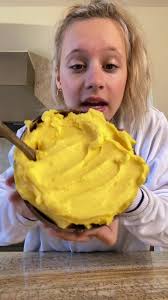 Cameron Couch Smoothie Bowl