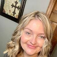 Hope In The Darkness: Finding God's Light by Misty Fields