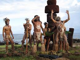 Rapa nui, or easter island as it is currently called, is a small volcanic island that encompasses about 67 square miles of land mass, and at its highest point rises to about 1,700 feet. Pin On Chile
