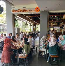Round up the makan gang and head to beard brothers' to try their awesome meat platters, which come with a selection of beef brisket, pulled lamb, short ribs and roast chicken. Beard Brothers Bbq Unveils Tasty Ramen And Sandwiches