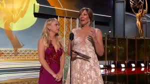 Allison janney is well aware of how successful mom has been during its time on the air, but she's still not sure why it's ending this year. Emmys 2017 Anna Faris Triumphant Return After Chris Pratt Split