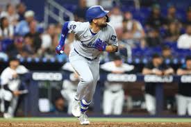 Andy Pages embraces his superpower thanks to mentors like Raúl Ibañez -  The Athletic