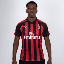 Shop the hottest ac milan football kits and shirts to make your excitement clear this football season. Inter Milan Kit 1819