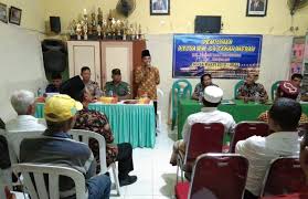 Formulir bio data calon ketua rw. Babinkamtibmas Polsek Kenjeran Kawal Pemilihan Ketua Rw Tanah Merah