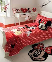 Disney Minnie Mouse Oh My Duvet Set Cushion Fleece Rug Towel Collection Decoracion De Alcoba Dormitorios Dormitorio De Mickey Mouse