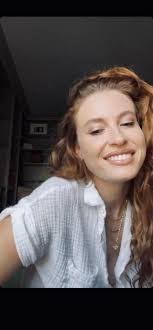 Ginger Fletcher's Instagram, Twitter & Facebook