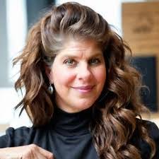 Robyn Britton's Instagram, Twitter & Facebook