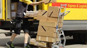 Die frage wann liefert dpd lässt sich natürlich nicht pauschal beantworten. Dhl Hermes Gld Dpd Mit Diesen Problemen Kampft Die Branche Stern De