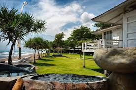 Morabito art villa is a magnificent, absolute beachfront luxury retreat, housing a total of 14 bedrooms, scattered around in the massive beachfront garden. Morabito Art Villa 8 Bedroom Villas