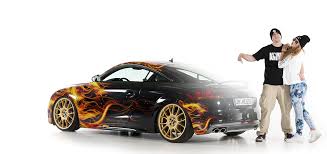 Motorhaubenbeklebung mit avery® supreme wrapping folie. Individuelles Foliendesign Fur Ihr Auto 3m Deutschland