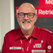 ❤🚑💚🚁❤ Congratulations to our SAAS MedSTAR Nurse Retrieval Coordinator  Drew, who celebrated his last shift with the team in red today. With more  than 30 years of senior intensive care and retrieval