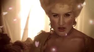 Mandy Moore's 1999 Hit 'Candy'