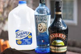 Vanilla and bailey's irish cream. Irish Cookie A Year Of Cocktails
