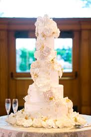 Custom Wedding Cake By Creme De La Creme Cake Company In Fort Worth Tx Special Event Cakes Cake Wedding Cakes