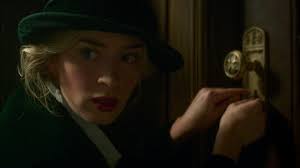 Emily Blunt Will Play Pinkerton Detective Kate Warne In New Co-Production  With Dwayne Johnson