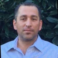 200+ perfiles de «Vasile»