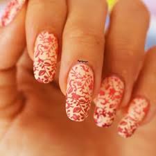 Bu Ombre Nailart Iki Farkli Renkle Degil Tek Ojeyle Oldu Bence Hepiniz Tahmin Edebilirsiniz Ama Yine De Soyleyeyim Mara Kozmetik In Thermo Ojelerinde Nailart