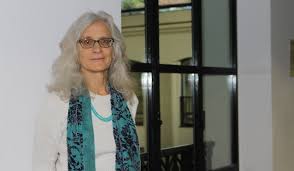 Jane Caputi: "el feminicidio sirve de modelo a otras formas de violencia"