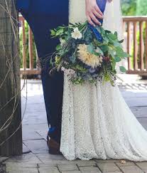Same day delivered flowers designed by experts. Wedding Flowers Wedding Florists Woodstock Il Apple Creek Weddings