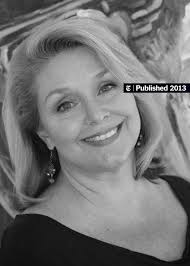 Przerywa prawie opowiadając po raz pierwszy swoją historię, samantha. In The Girl Samantha Geimer Revisits The Polanski Case The New York Times
