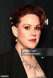 Debra Dugan's Instagram, Twitter & Facebook