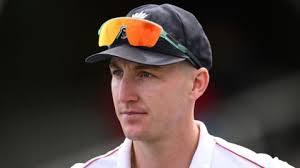 Charlie Mcneill's Instagram, Twitter & Facebook