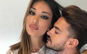 Jul 01, 2021 · rosa perrotta e pietro tartaglione svelano il sesso e il nome del secondo figlio, ma la vera star è il primogenito domenico e la sua reazione. Rosa Perrotta Le Prime Foto Del Figlio Domenico Caffeina Magazine