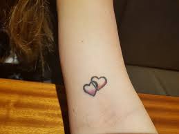 Arm Tattoo Small Tattoo Hearts Tattoo Linked Hearts Tattoo Feminine Tattoo Girlie Tattoo Friendship T Feminine Tattoos Tattoos For Daughters Heart Tattoo