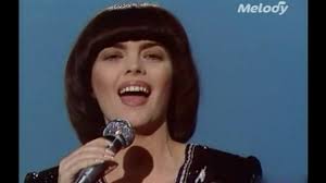 Hommage au président de la république française monsieur valéry giscard d'estaing mireille et valéry giscard d'estaing. Mireille Mathieu Femme Amoureuse 1981 Hq Audio Youtube