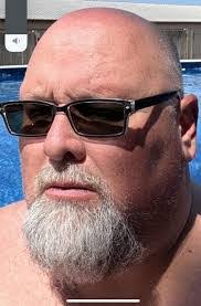 Shane Dutton's Instagram, Twitter & Facebook