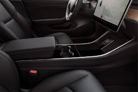 Tesla offers three models in its uk range, and has an interesting span of prices. Model3 Info Technische Daten Bilder Interior Preise Zubehor Versicherung Reichweite