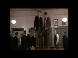 Dead Poet S Society Robin Williams Speech Seize The Day While A Bit Of A Classroom Cliche Wil Dead Poets Society Dead Poets Society Robin Williams Dead Poets