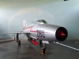 The first mig with a delta wing. Mig 21 Fishbed Pencegat Terpopuler Sejagad
