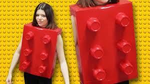 Costume carnevale fai da te originale, bellissimo e facile da realizzare. Diy Lego Costume Last Minute Youtube