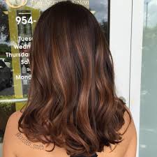 Kenali perbedaannya lebih jauh di sini. 15 Warna Cat Rambut Yang Cocok Di Kulit Sawo Matang Everbest Shoes