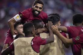 Las selecciones absolutas de el salvador y catar librarán este sábado un duelo inédito en los cuartos de final de la copa oro. Ifhdsneaeoneom