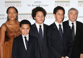 Son of robert henry de niro, sr. Newstoter Com Black News And Entertainment Portal Robert De Niro Robert De Niro Family Julian Henry De Niro