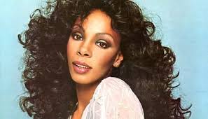 Donna Summer fingió 23 orgasmos para grabar la canción más erótica de la  historia