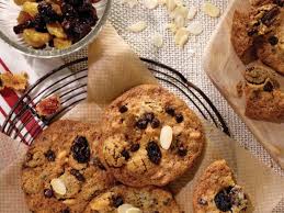 Cookies Noix Amandes Raisins Et Chocolat Cookies Et Biscuits Cookies Recette Idee Recette